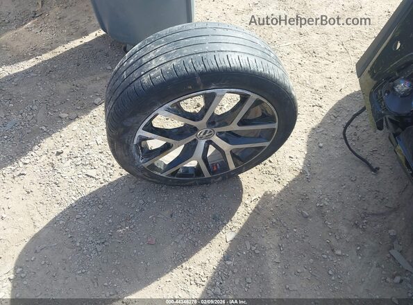 3VWS17AT1HM621065 2017 VOLKSWAGEN BEETLE Orange 