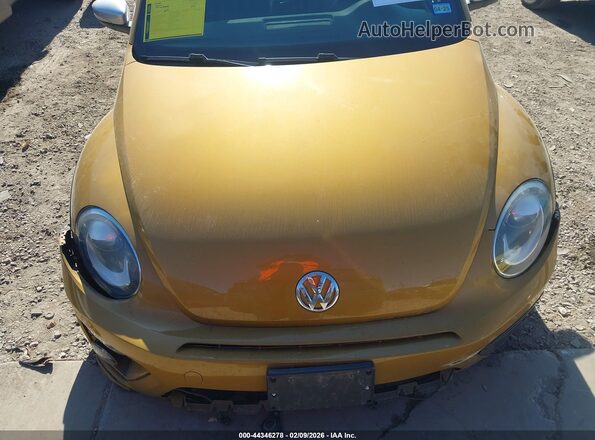 3VWS17AT1HM621065 2017 VOLKSWAGEN BEETLE Orange 
