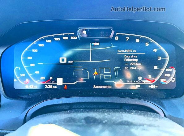 3MW5U7J03N8C59030 2022 BMW M3 Угольный Вид щитка приборов
