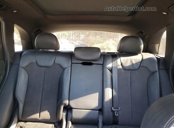 WA1A4AFYXJ2164772 2018 AUDI SQ5 Gray Vista interior trasera
