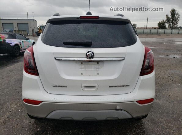 KL4CJASB7JB635456 2018 BUICK ENCORE White Vista interior delantera
