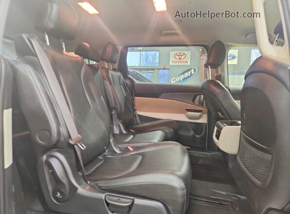 KNDNB4H37N6169779 2022 KIA CARNIVAL Silver 