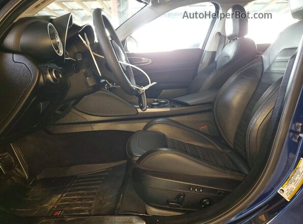 ZARFAEEN3H7530089 2017 ALFA ROMEO GIULIA Blue Widok deski rozdzielczej