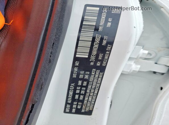 ZARFAMAN3M7649027 2021 ALFA ROMEO GIULIA White Вид наклейки з VIN-кодом