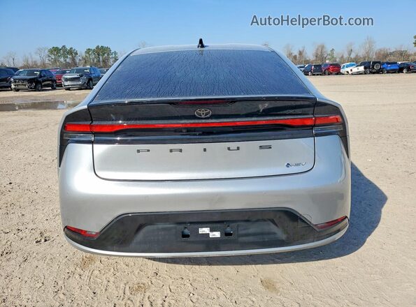 JTDACAAU3T3065785 2026 TOYOTA LE Silver 