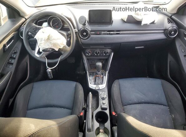3MYDLBYV2JY323382 2018 TOYOTA YARIS Gray 