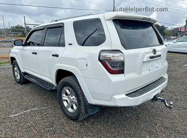 JTEBU5JR1J5557314 2018 TOYOTA 4RUNNER White 