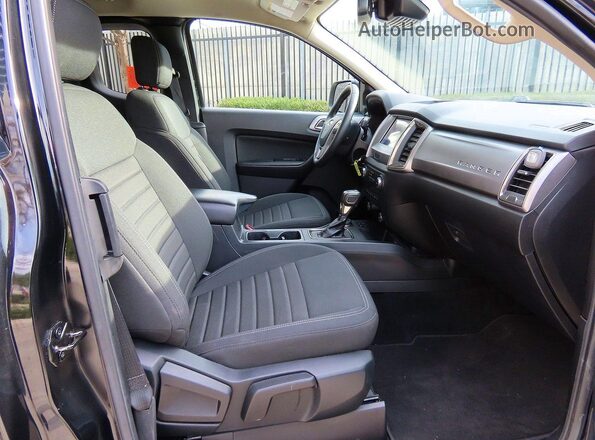 1FTER1FH4LLA80632 2020 FORD RANG Black Widok z tyłu