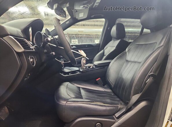 4JGDA0EB2GA725978 2016 MERCEDES-BENZ GLE White Widok wnętrza z przodu