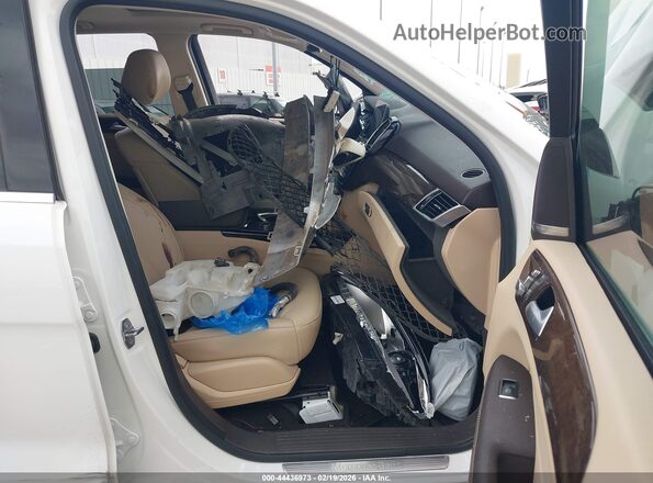 4JGDA5GB6KB208714 2019 MERCEDES-BENZ GLE 400 White Widok wnętrza z przodu