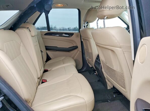 4JGDA5HB6JB127743 2018 MERCEDES-BENZ GLE Black Widok wnętrza z tyłu