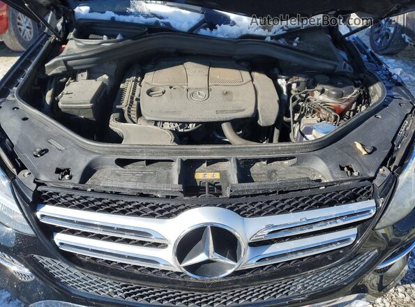 4JGDA5HB7HA919285 2017 MERCEDES-BENZ GLE Black Widok komory silnika