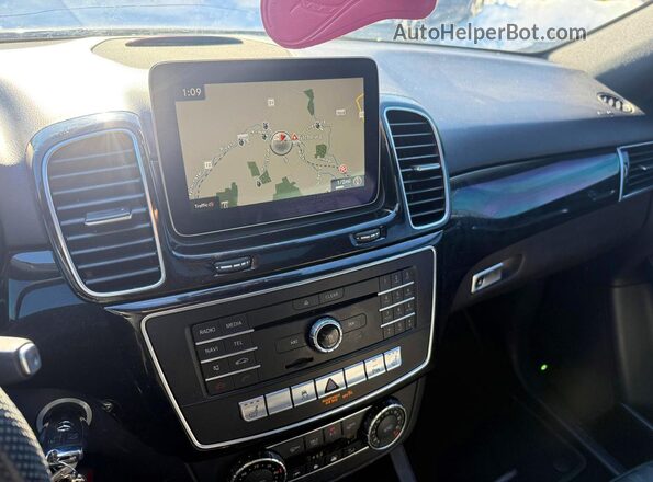 4JGDA5JB8JB048956 2018 MERCEDES-BENZ GLE-CLASS Silver 