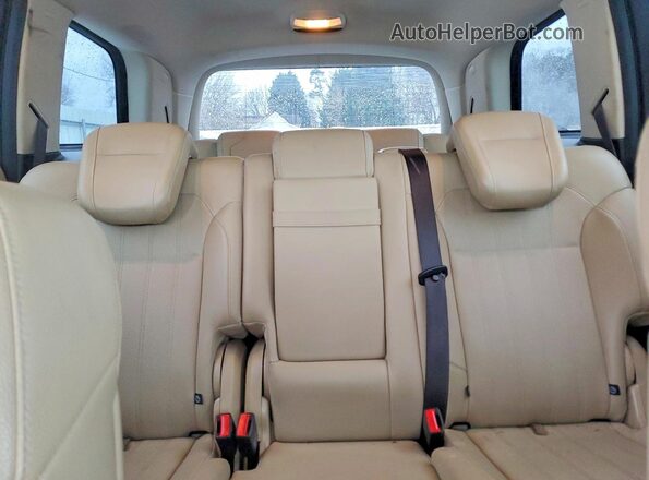 4JGDF6EE6HA945558 2017 MERCEDES-BENZ GLS White Հետևի նստատեղերի տեսք