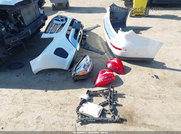 4JGDF6EE9HA962063 2017 MERCEDES-BENZ GLS 450 White 