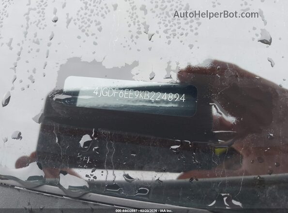 4JGDF6EE9KB224894 2019 MERCEDES-BENZ GLS 450 White ძრავის განყოფილების ხედი