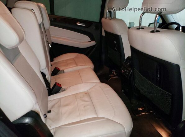 4JGDF6EEXHA854860 2017 MERCEDES-BENZ GLS Blue Սալոնի հետևի տեսք