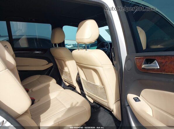 4JGDF6EEXKB234026 2019 MERCEDES-BENZ GLS 450 White Widok naklejki z numerem VIN