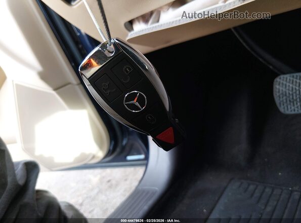 4JGDF7DE1HA831295 2017 MERCEDES-BENZ GLS 550 Синий Вид панели приборов