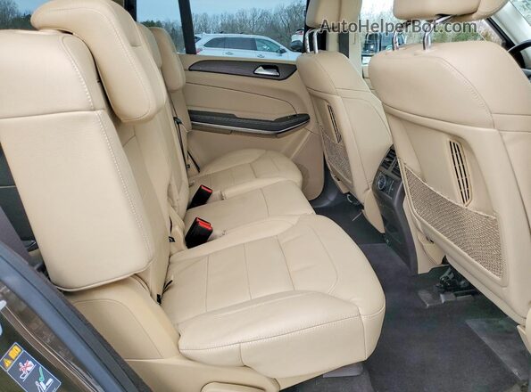 4JGDF7DE2JB034540 2018 MERCEDES-BENZ GLS Brown Vista interior trasera