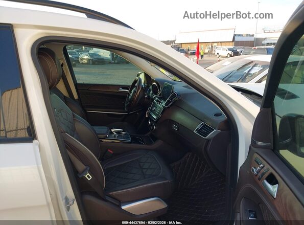 4JGDF7DE6JB044357 2018 MERCEDES-BENZ GLS 550 White Front interior view