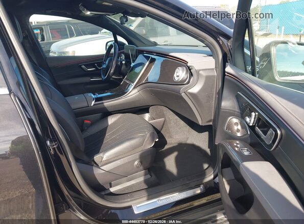 4JGDM2DB0PA005745 2023 MERCEDES-BENZ EQS 450+ SUV Black Widok wnętrza z przodu