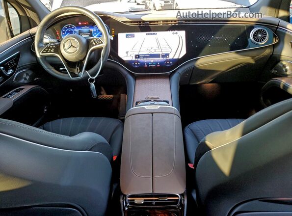 4JGDM2DB8RA033957 2024 MERCEDES-BENZ EQS Черный Вид панели приборов