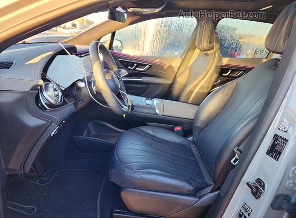 4JGDM4EB6PA019336 2023 MERCEDES-BENZ EQS Gray Widok wnętrza z przodu
