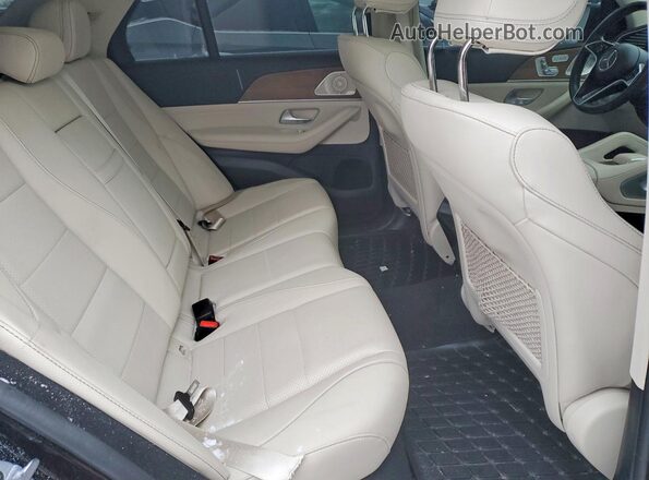 4JGFB4FB1RA986811 2024 MERCEDES-BENZ GLE Black Widok wnętrza z tyłu