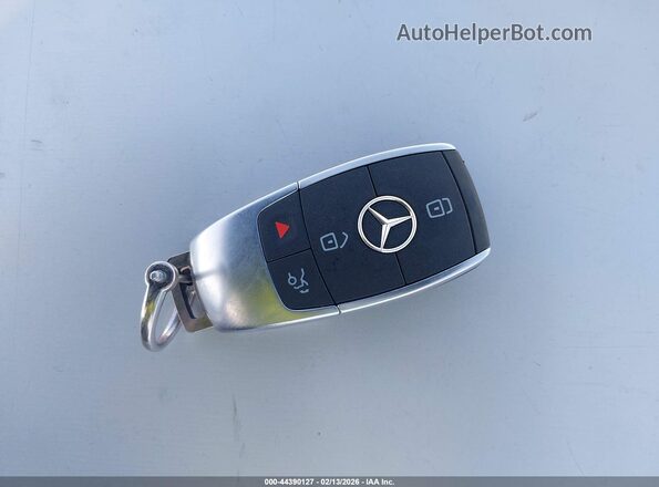 4JGFB4JB4PA884956 2023 MERCEDES-BENZ GLE 350 Gray Widok deski rozdzielczej