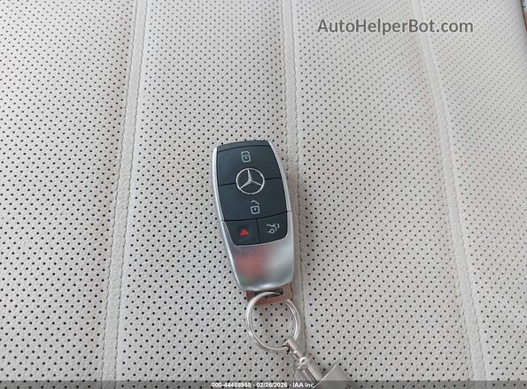 4JGFB5KB1PA895224 2023 MERCEDES-BENZ GLE 450 Red Widok deski rozdzielczej