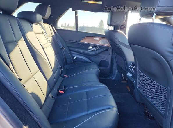 4JGFB5KB4NA775642 2022 MERCEDES-BENZ GLE Silver Widok tylnych siedzeń