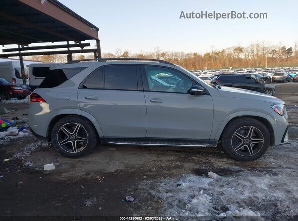 4JGFB5KB7RB201942 2024 MERCEDES-BENZ GLE 450 Gray Rear interior view
