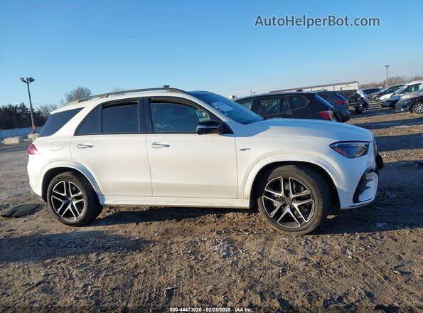 4JGFB6BB3RB111371 2024 MERCEDES-BENZ AMG GLE 53 White Սալոնի հետևի տեսք