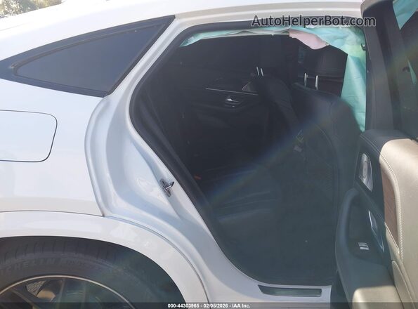 4JGFD6BB5MA504099 2021 MERCEDES-BENZ AMG GLE 53 COUPE White Սալոնի 360 աստիճան տեսք