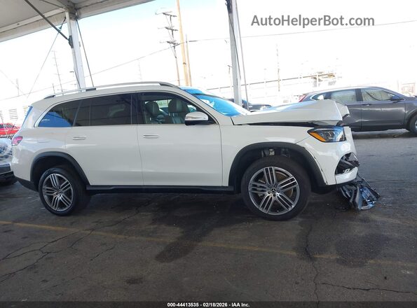4JGFF5KE2NA687722 2022 MERCEDES-BENZ GLS 450 White Widok wnętrza z tyłu