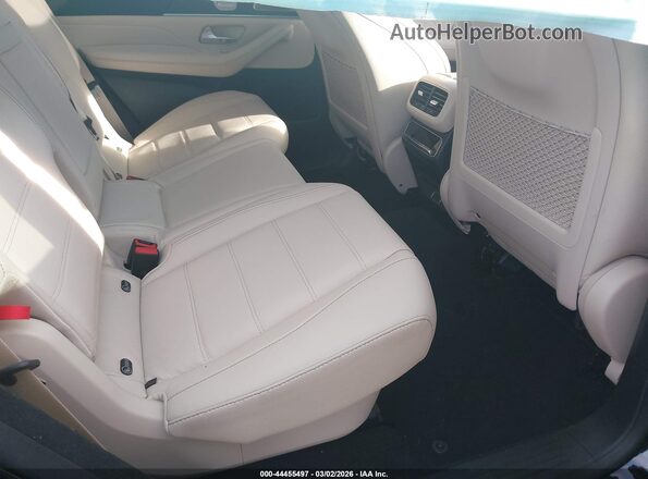 4JGFF8FEXRB211083 2024 MERCEDES-BENZ GLS 580 Черный 