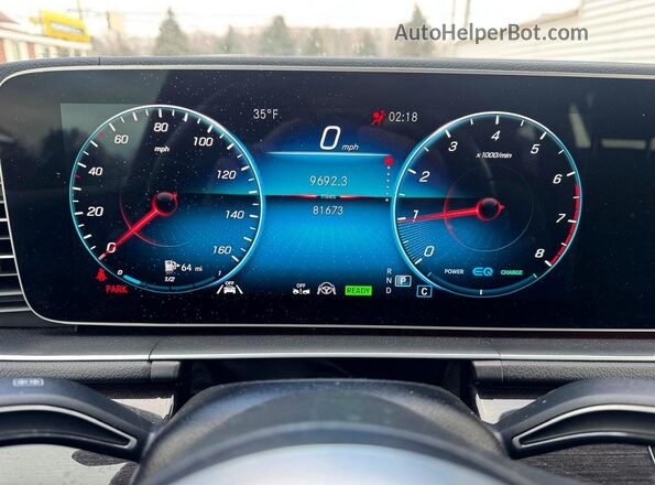 4JGFF8GE3MA401918 2021 MERCEDES-BENZ GLS White Front interior view
