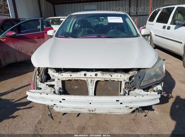 4S3BNAC66H3037306 2017 SUBARU LEGACY White Widok zestawu wskaźników