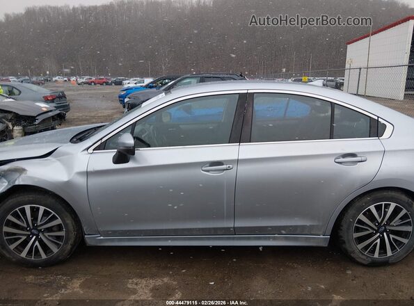 4S3BNAF67K3041108 2019 SUBARU LEGACY Серебряный Панорамный вид салона 360°