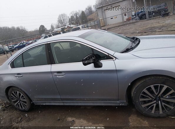4S3BNAF67K3041108 2019 SUBARU LEGACY Серебряный Вид задней части салона