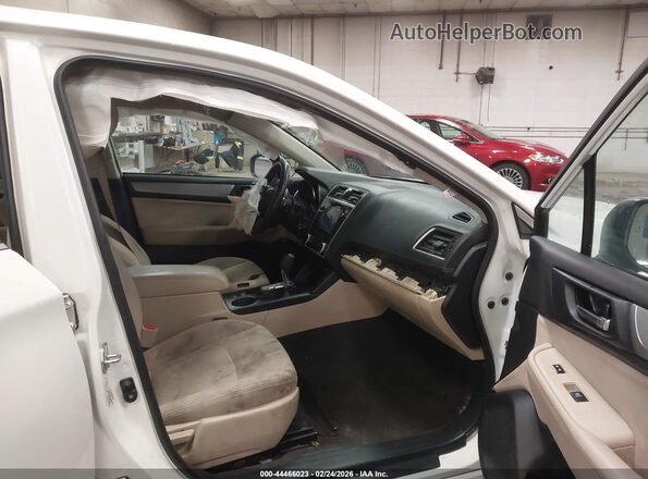 4S3BNAF69J3044784 2018 SUBARU LEGACY White Widok wnętrza z przodu