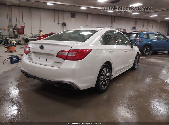 4S3BNAF69J3044784 2018 SUBARU LEGACY White Tył prawy