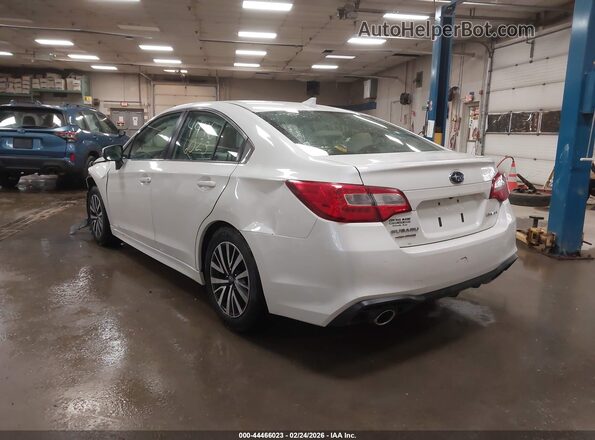 4S3BNAF69J3044784 2018 SUBARU LEGACY White Tył lewy