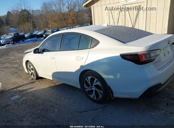 4S3BWAF65P3011352 2023 SUBARU LEGACY White Սալոնի 360 աստիճան տեսք