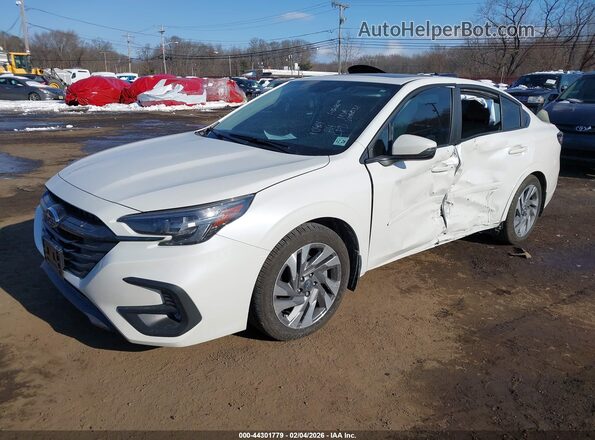 4S3BWAN62R3016531 2024 SUBARU LEGACY White Przód lewy