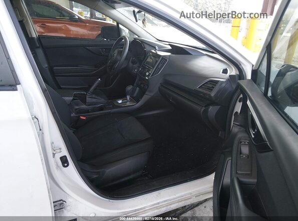 4S3GKAA67J3618787 2018 SUBARU IMPREZA White Widok wnętrza z przodu