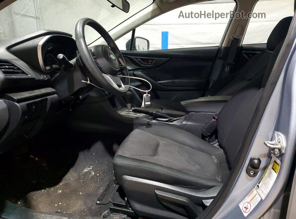 4S3GKAB63H3604829 2017 SUBARU IMPREZA Серебряный Вид салона спереди