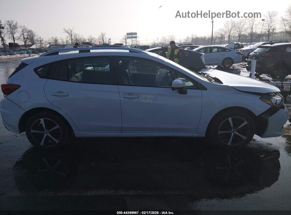 4S3GTAD69P3722425 2023 SUBARU IMPREZA White Widok wnętrza z tyłu