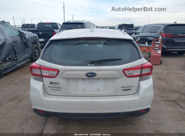 4S3GTAK65H3715492 2017 SUBARU IMPREZA White 